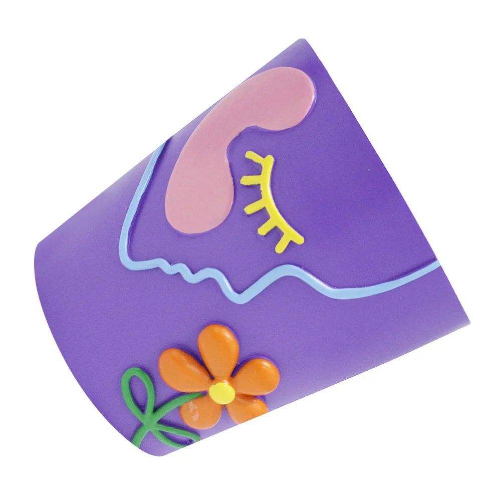 

Novel Resin Succulent Plant Pot Compact Size Cactus Flowerpot for Indoor Balcony Desk Bookshelf Decorative Shaped Planter