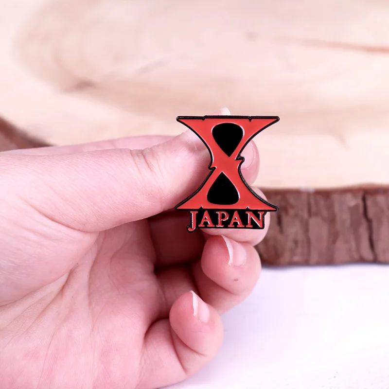 شعار الفرقة روك ميتال ثقيل ، شارة الموسيقى والمجوهرات ، المشجعين على ظهره ، قبعة الملحقات