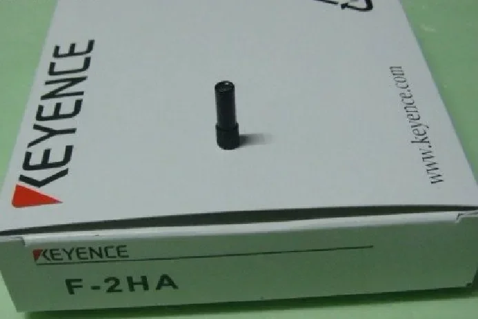 

New original digital display M3 fiber amplifier F-2HA, focusing lens probe sensor