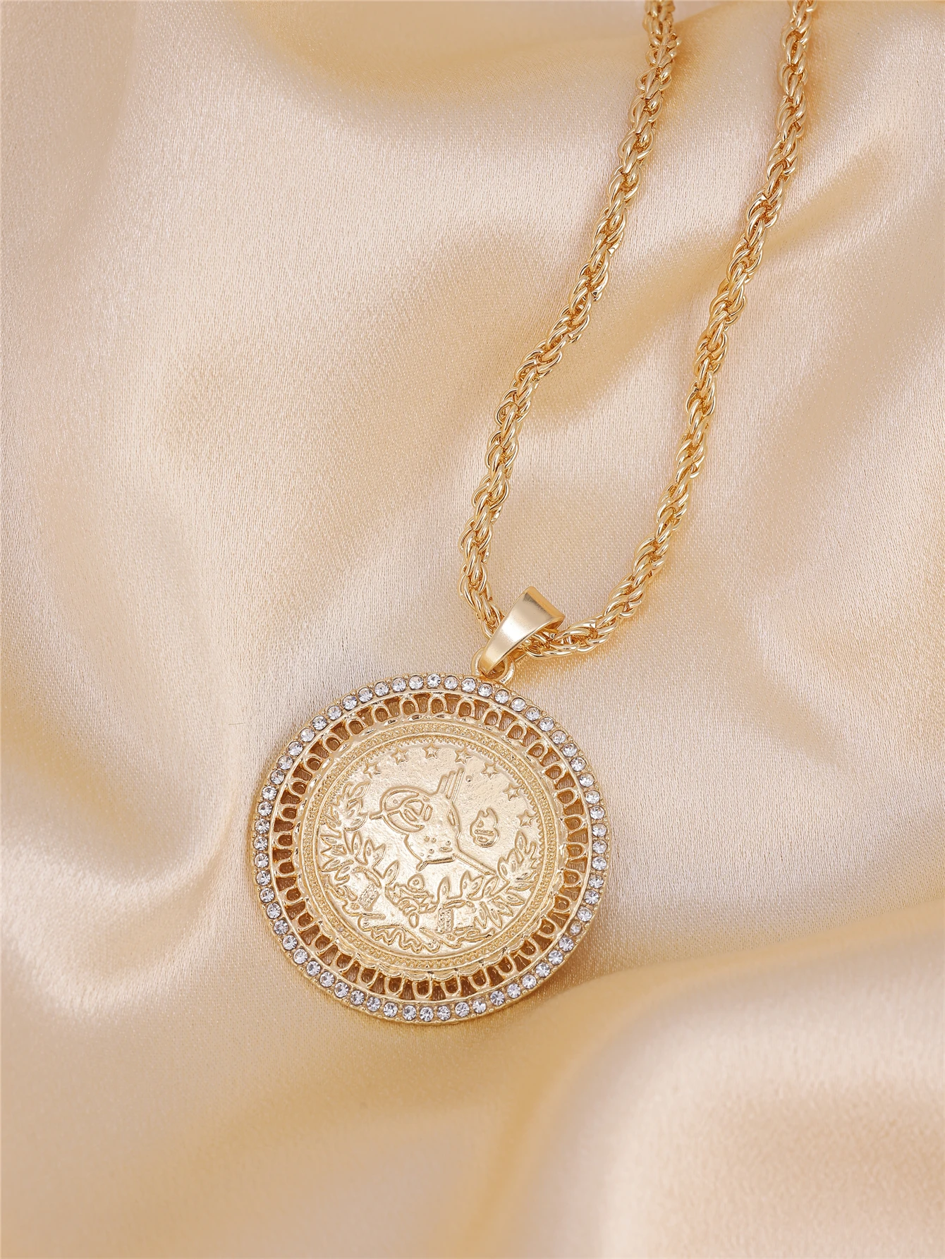 France Round Pendant Napoleon Figure Coin Necklace Chain In Gold Color European Royal Jewelry Pendants for Women Slid Chain
