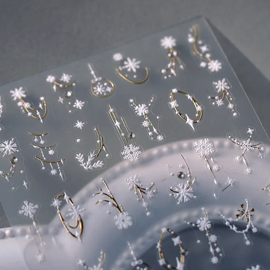 Stelle delle nevi invernali strass oro argento bianco lucido fiocco di neve adesivo per nail art delicato romantico autoadesivo decalcomanie per manicure
