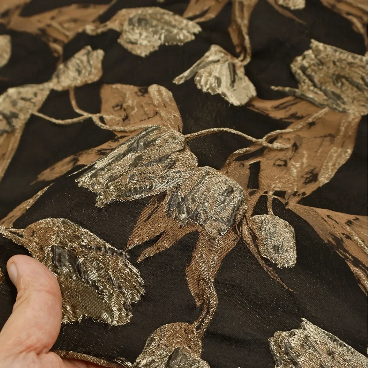 Elegant National Style Silhouette, Black Background, Brown Tulip Jacquard Fabric, Spring And Autumn Dress, Clothing Fabric