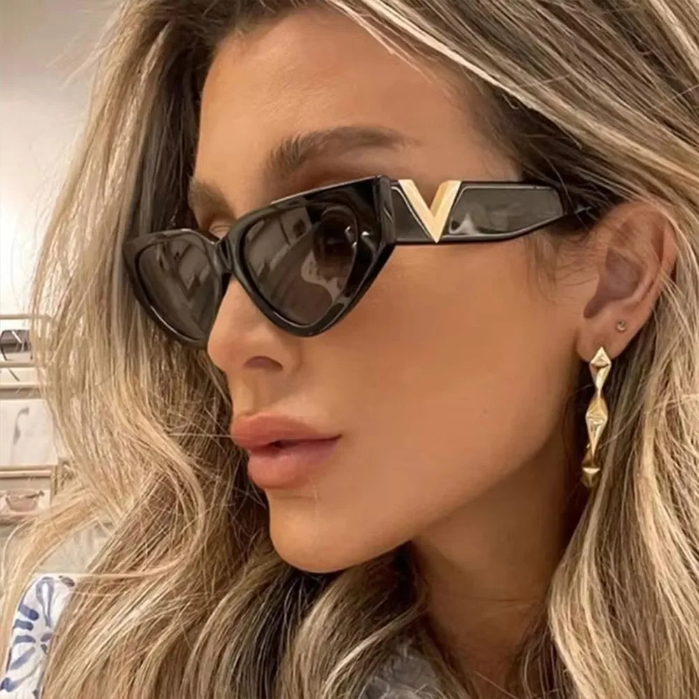 Luxury Glamour Women Brand Sunglasses 2025 New Fashion V Designer Glasses kittenEye Stylish Runway Ladies Eyewear UV400 image 3