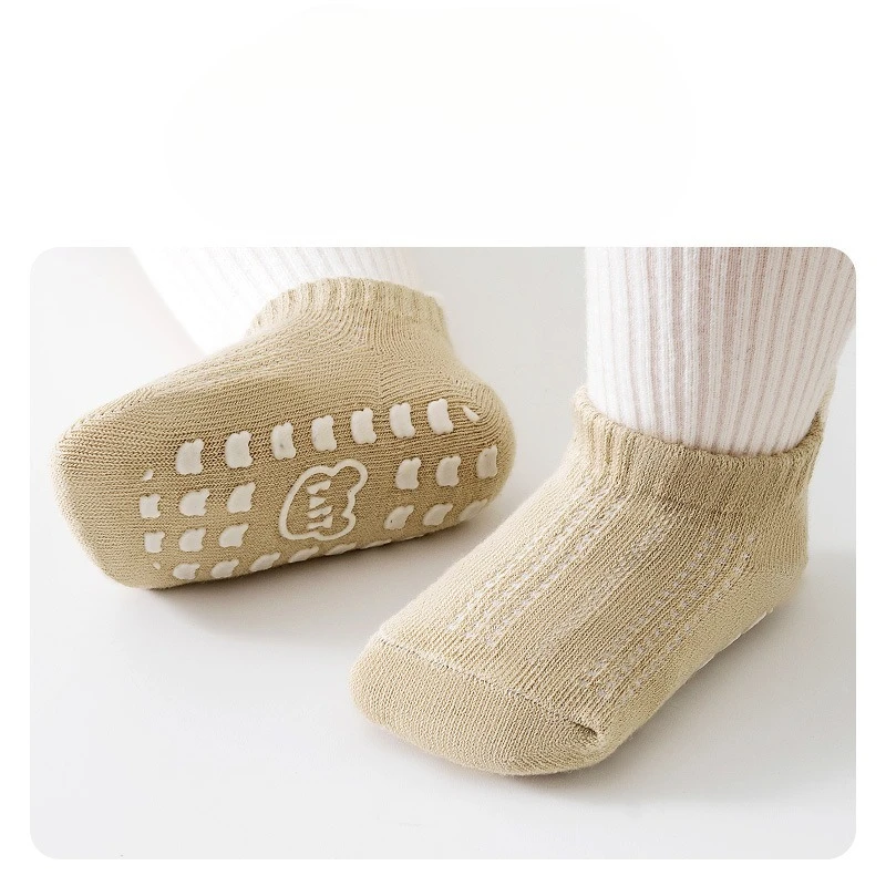 Newborn Infant Floor Socks Cute Cartoon Anti Slip Boys Girls Short Socks Spring and Autumn Cotton Breathable Walking Socks 0-3Y