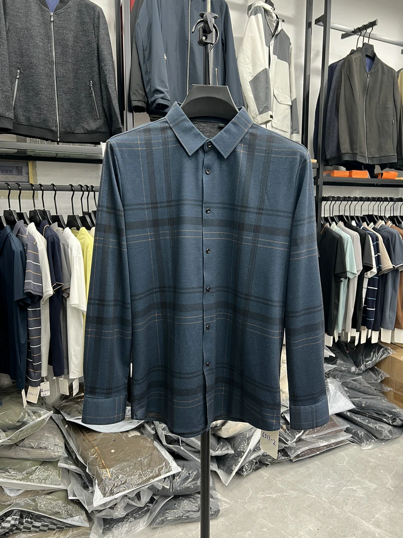 Elegant Business Casual Long Sleeve Shirt with 22 Woolen Plaid Seamless Spring Fashion Men's Base Shirt Standard Fit Polyeste...