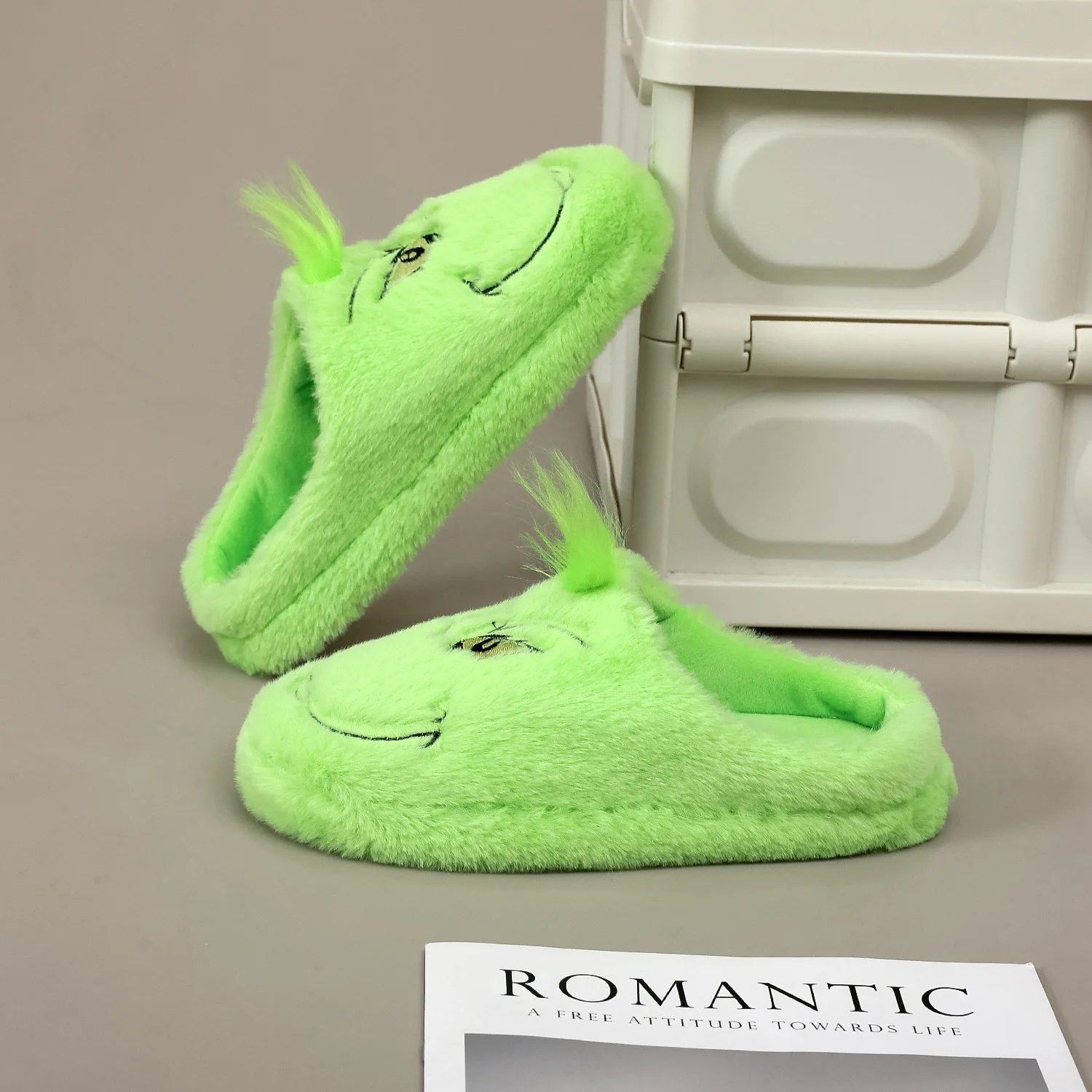عيد الميلاد الشتاء الدافئ نعال من القطن زوجين الرجال النساء سميكة القاع لينة أسفل أحذية سميكة عدم الانزلاق مهرجان الديكور هدية