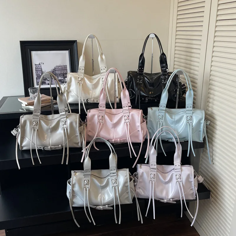 

New Tassel Women's Travel Bag Fashionable High-quality Multifunctional Luggage Bag Solid Color Large Capacity Girl Crossbody Bag