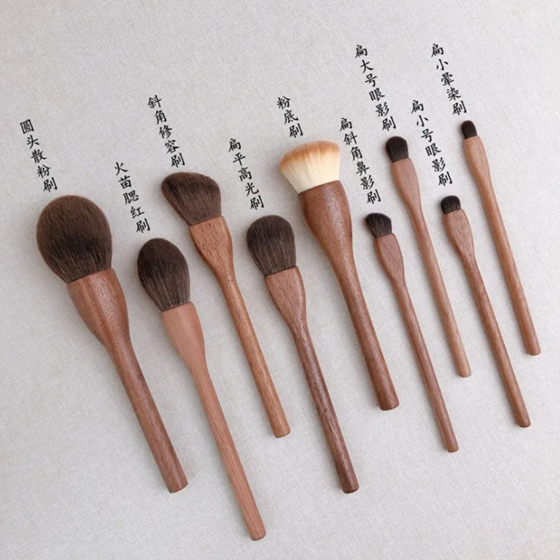 

Professional Walnut Wood Makeup Brushes Set - 8/9pcs Cosmetic Brush Kit for Foundation, Eyeshadow, Blush, for Makeup Artists