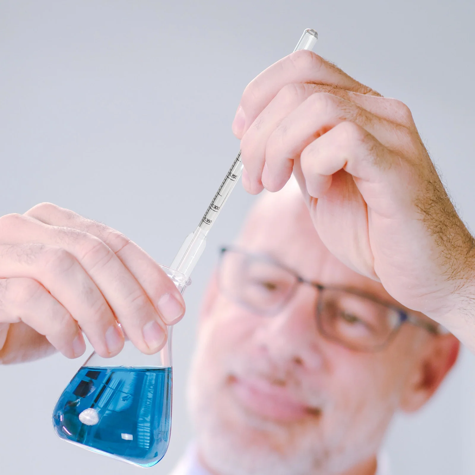 Possible output: "Glass Hydrometer 0-35 Specific Gravity Dual Scale Laboratory Heavy Liquids Measuring Device Distilling