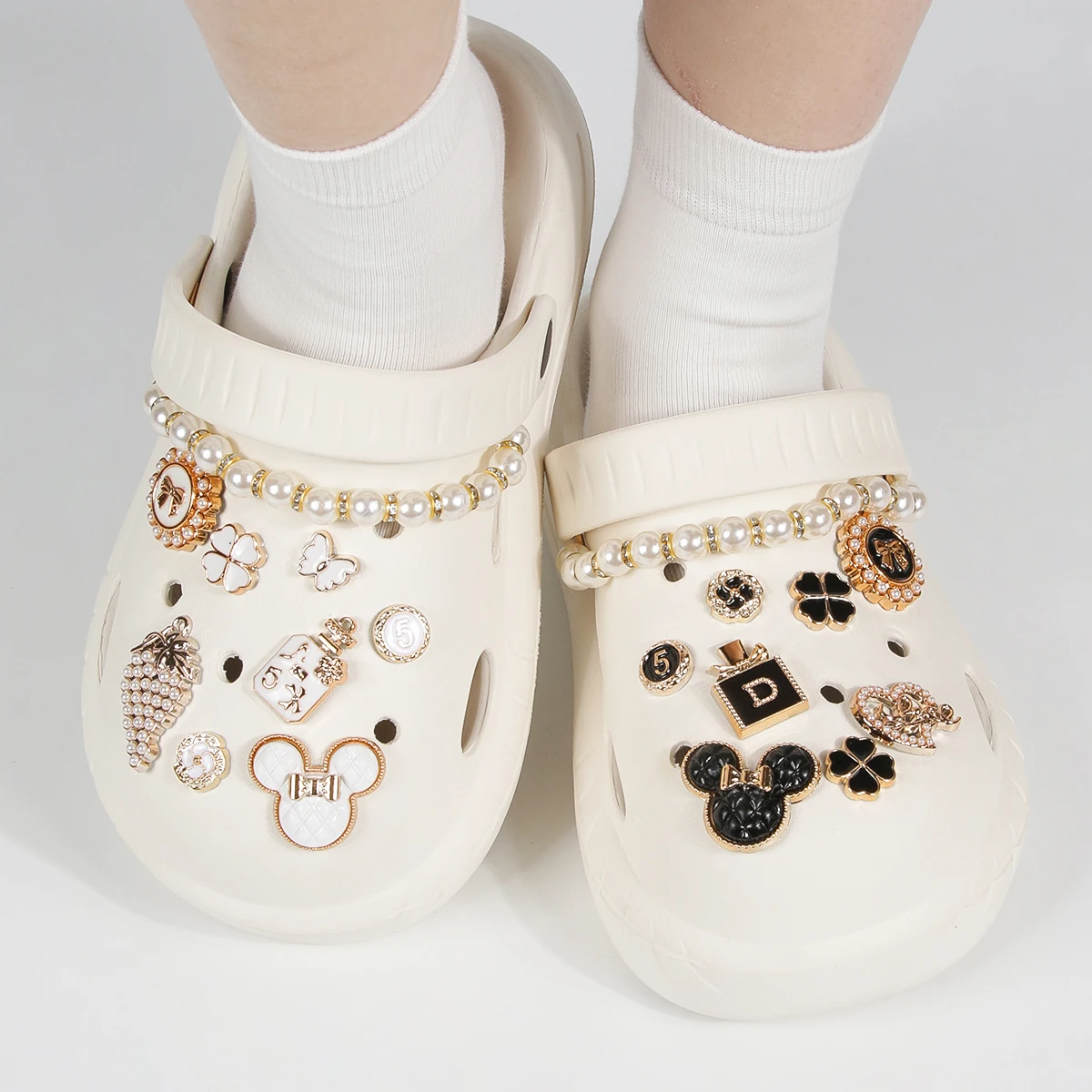 � 18-teilige goldene Bären- und Hasen-Schuhanhänger – abnehmbare Bling-Blumenklammern für DIY-Schuhe und Party-Dekoration für Damen – Detail 6