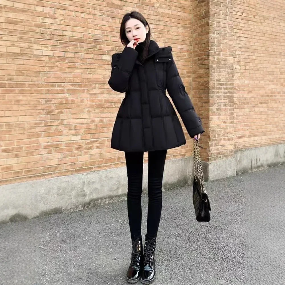 Hiver mode européenne nouvelle doudoune pour femme trajet à capuche coupe ajustée doudoune de canard blanc