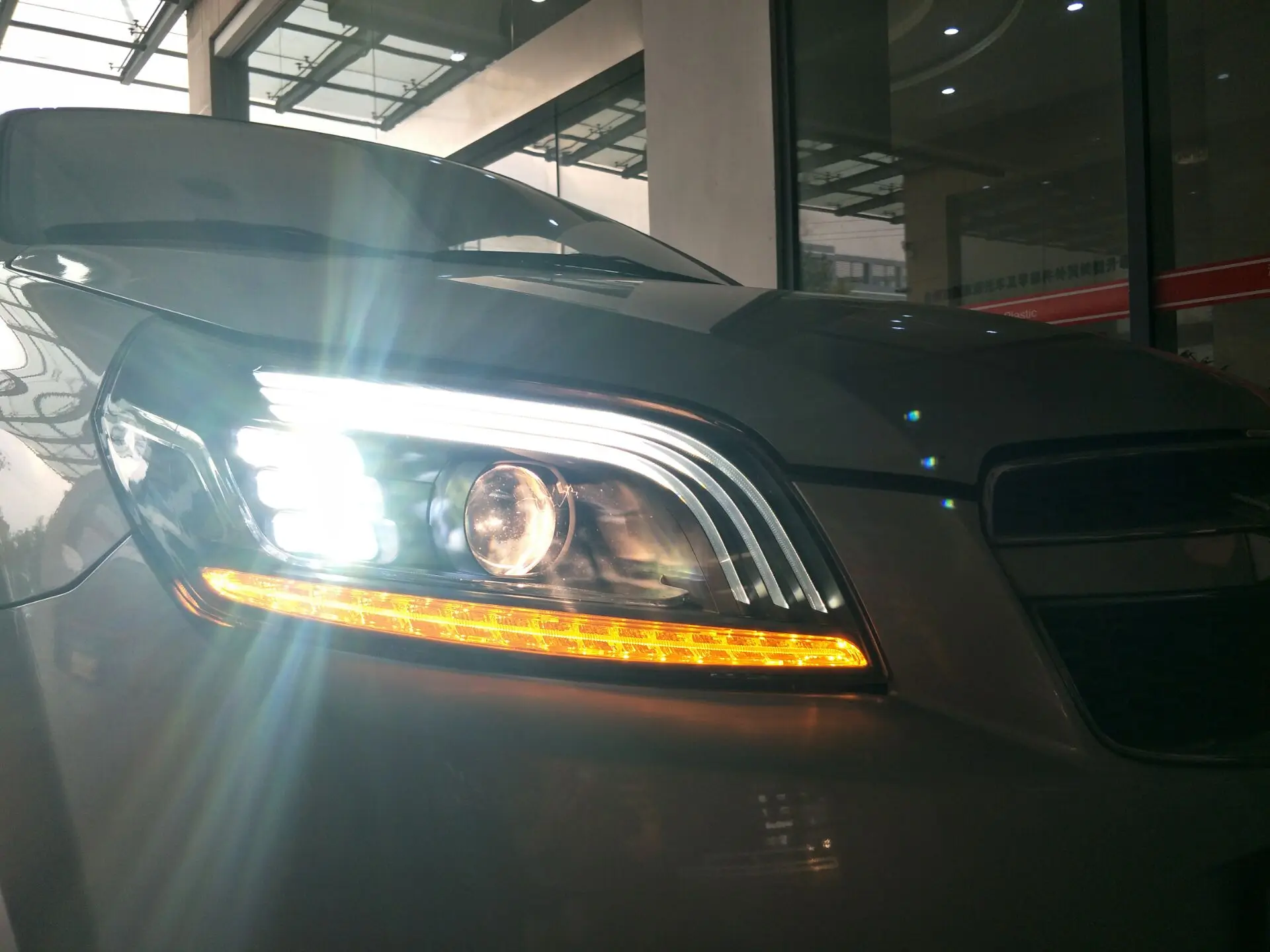 

Chevrolet/Chevy Aveo/Lova LED Tail Lamp Rear Lights with Dynamic Signal Nice New Design