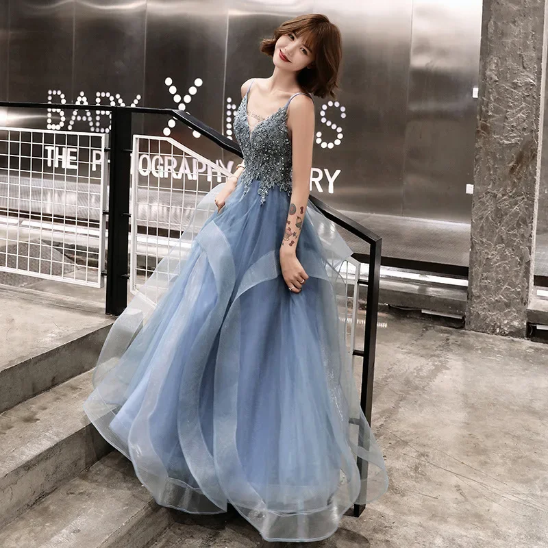 Banquet suspender dress female spring new atmospheric texture self-cultivation dress long section celebrity evening dress robe