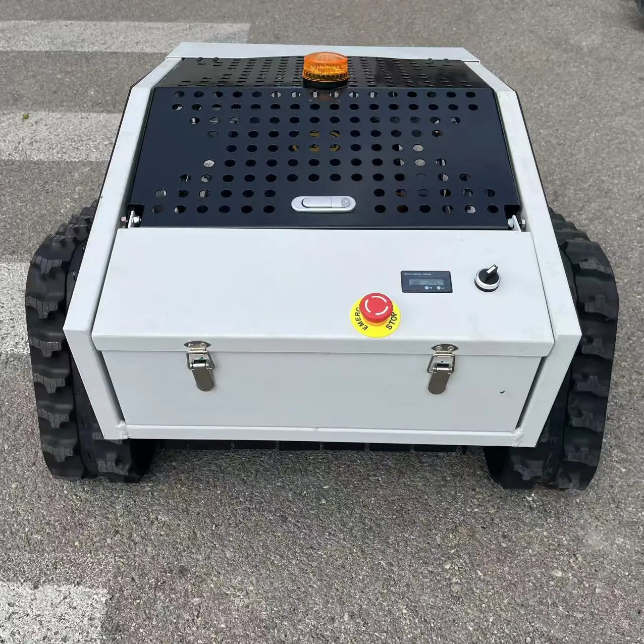 ZNW - 500B Remote Lawn Mower: Wear - Resistant Wheels, Easy Operation Panel, Effortless Lawn Management