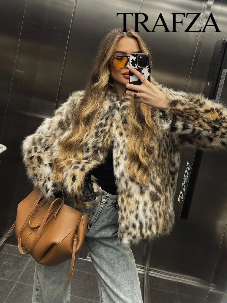 TRAFZA Women Fashion Leopard Print Faux Fur Loose Warm Coat Female Lapel Long Sleeves Side Pockets Casual Slim Winter Coat Mujer