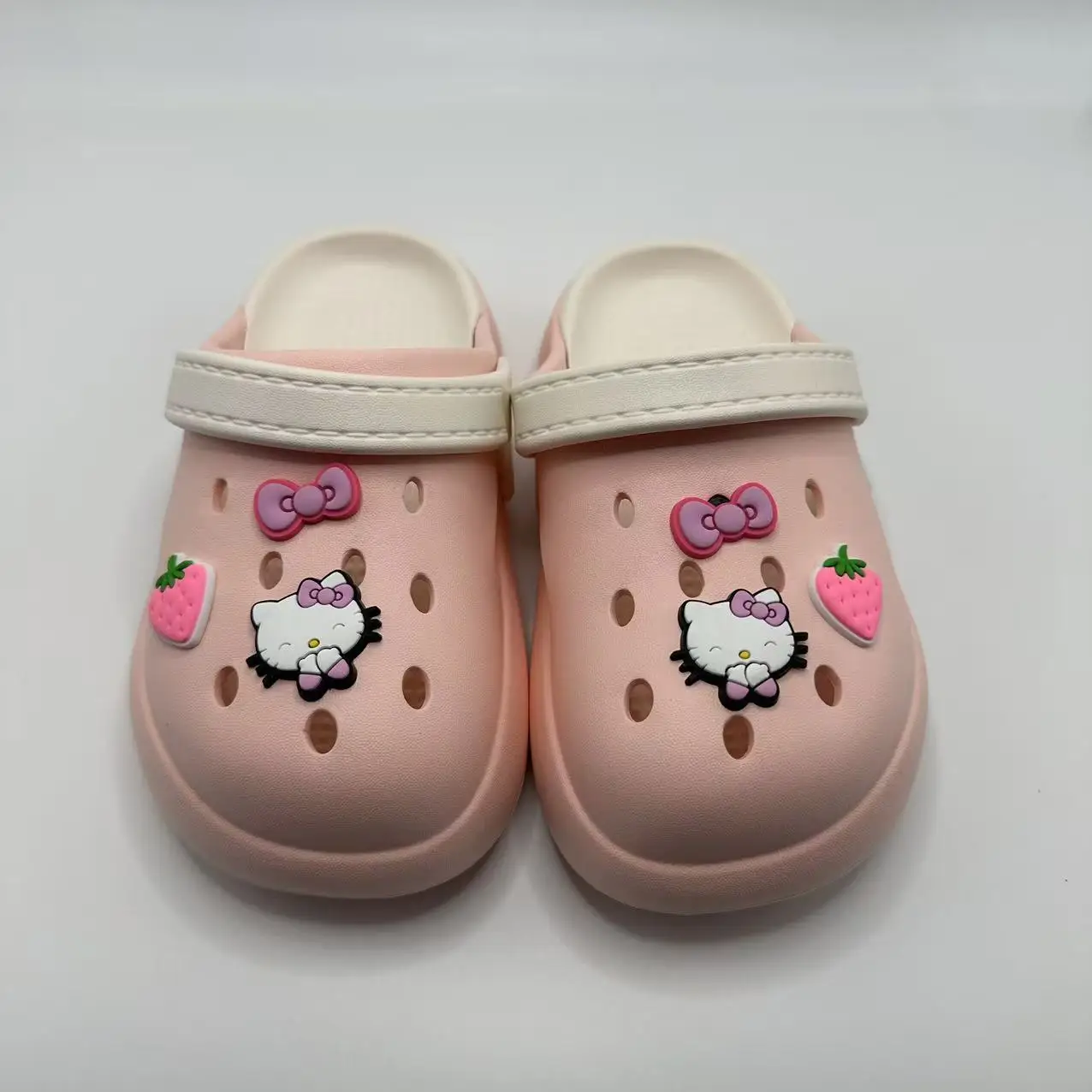

Summer children's shoes baby boys and girls catnip strawberry beach sandals cave hole anti-skid slippers