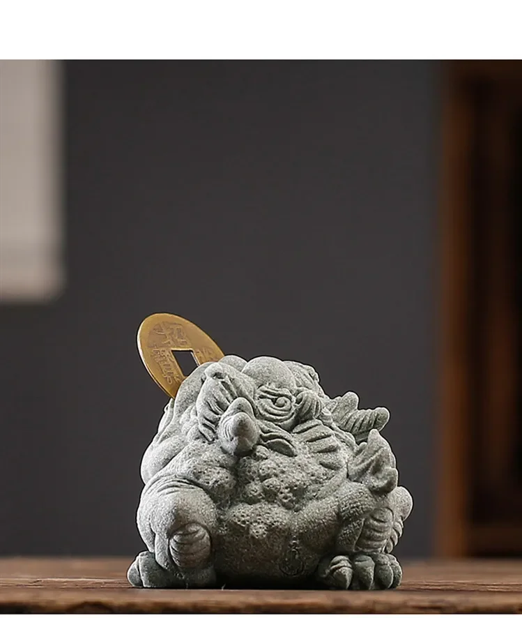 Creative Sandstone Fengshui Gold Toad Tea Pet Decoration Tea Tray Fish Tank Desktop Decoration Stone Carving Arts and Crafts