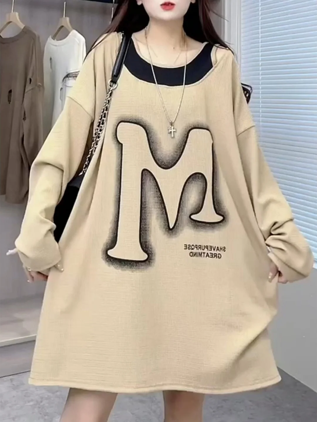 American Style Long Sleeve T-Shirt Women's Extra Large Size 300 Pounds Fake Two-Piece Shoulder Bared Mid-Length Loose Meat Co...