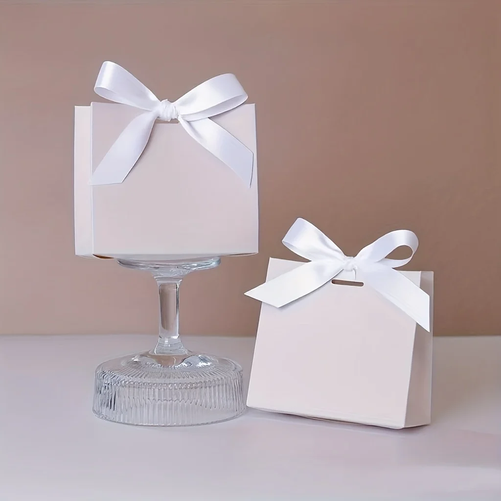 Image of 50-teiliges DIY-Mini-Geschenktüten-Set – leere Geschenkbox für Hochzeiten – Verpackung für Geburtstagsfeiern mit Band – Papier – Geschenkbox für Hochzeiten