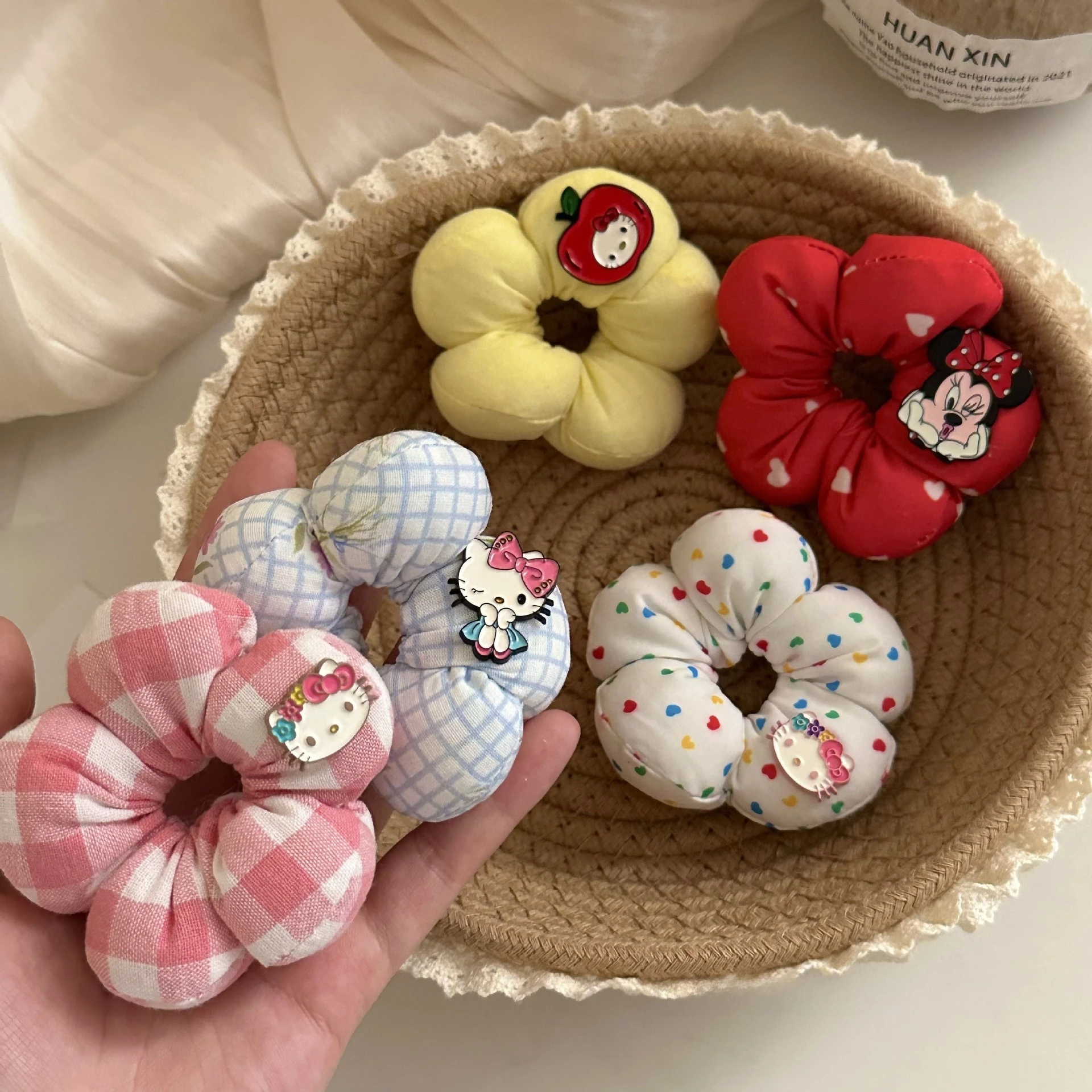 Miniso Высокоточная сладкая маленькая губка с цветком, круг для кишечника, клетчатый круг для волос в горошек, низкий хвост, аксессуары для волос