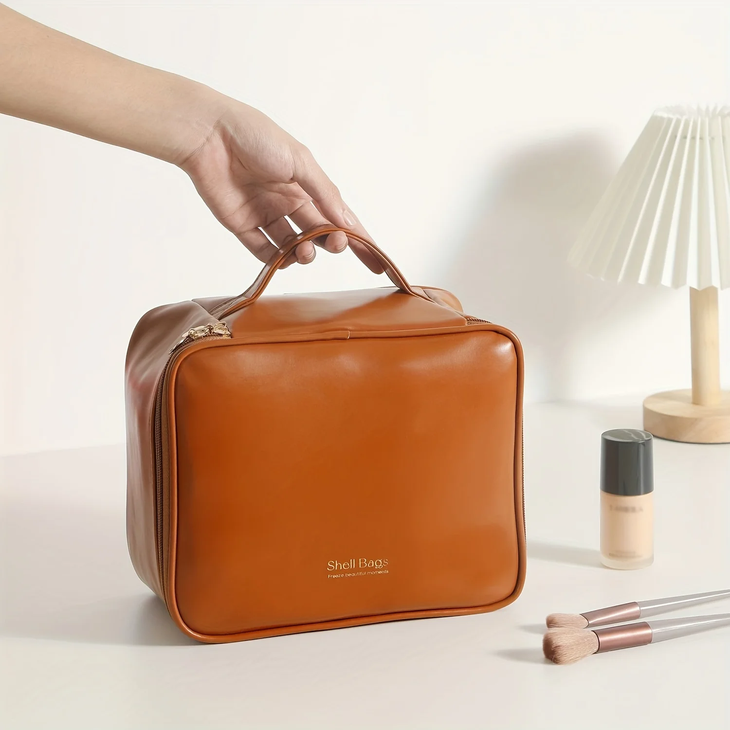 Bolsa de cosméticos portátil de cuero PU para mujer, lindo organizador de maquillaje de viaje, bolsa de aseo versátil con cremallera