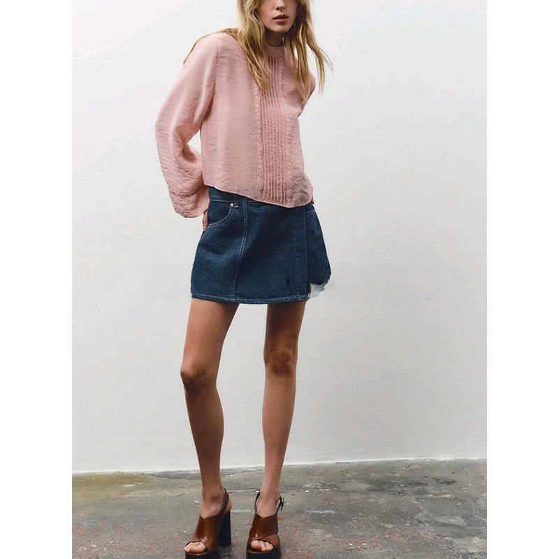 Colletto rialzato lungo Sve da donna primaverile, finiture decorative in pizzo, vestibilità ampia, chiusura con cerniera colorata Sle