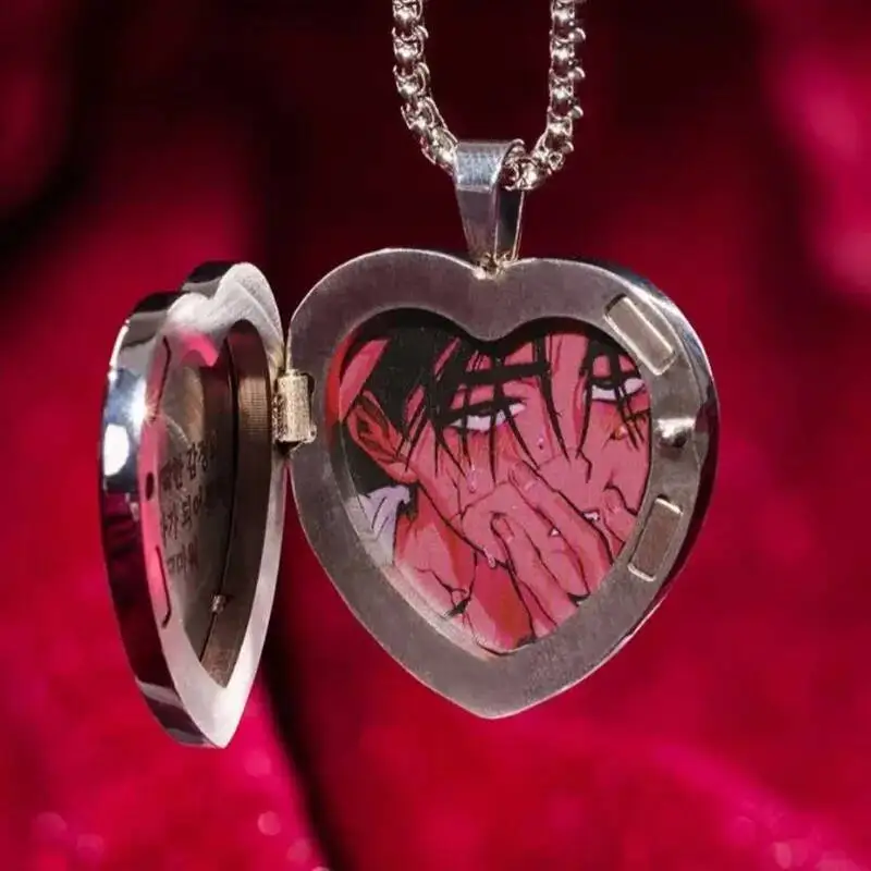 

Genuine Anime Acg Alien Stage Ivan Till Luka Mizi Sua Hyuna Cosplay Love Frame Metal Pendant Keychain Cartoon Keyring Adorn Gift