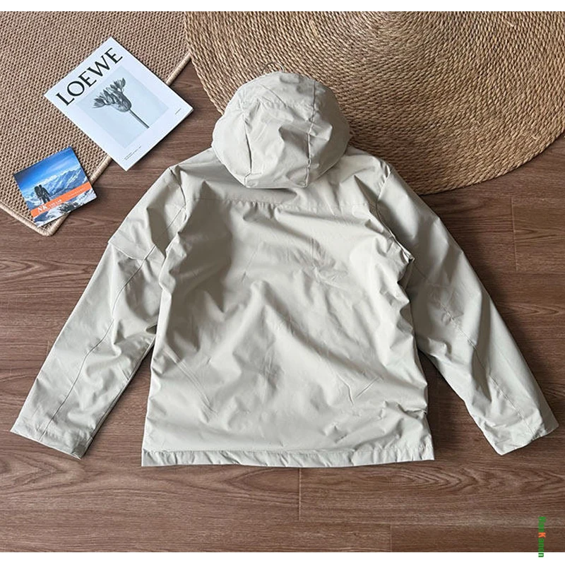 Autumn/Winter New Arrival Unisex Outdoor 3 - in - 1 Polar Fleece Jacket: Windproof, Warm & Adventure - Ready