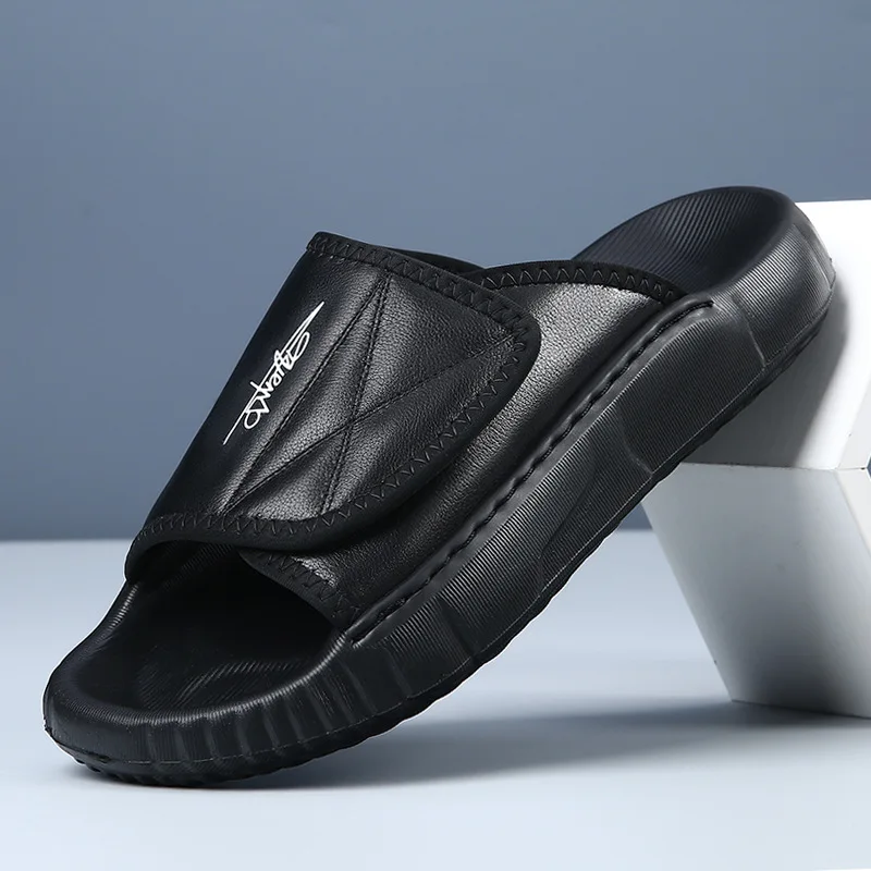 

2025 New Designer Outdoor Flip-flops for Men British Summer Casual Beach Shoes Male Black High Quality Cow Leather Slippers Man