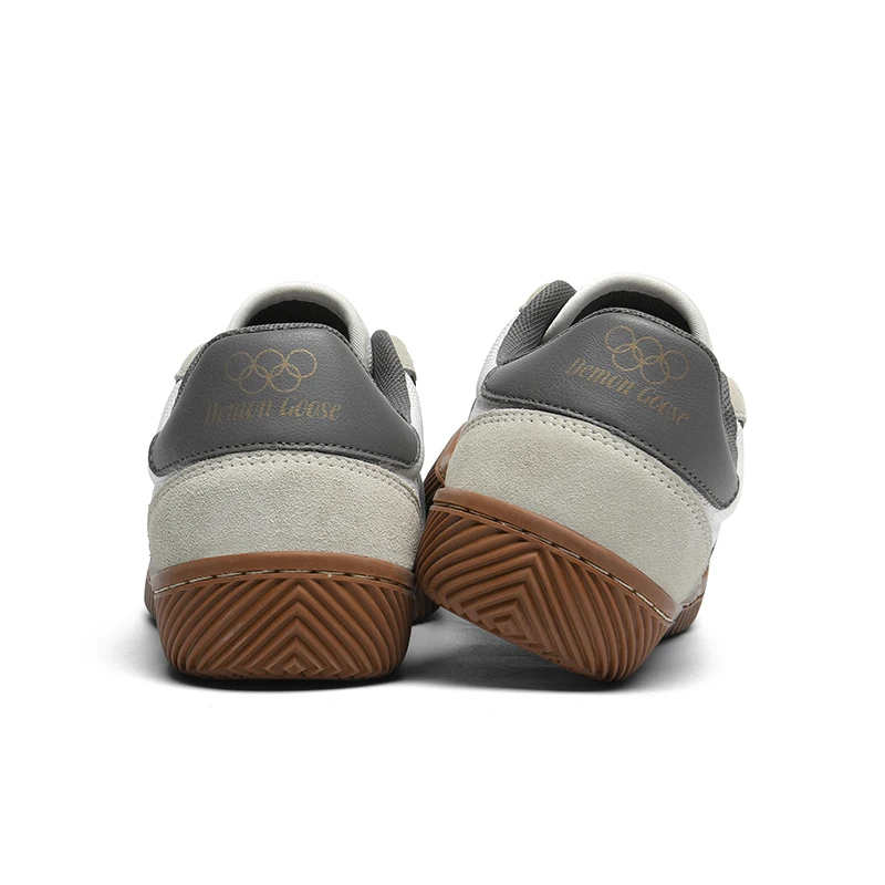 Bestselling flat bottomed casual shoes with comfortable and breathable mesh surface