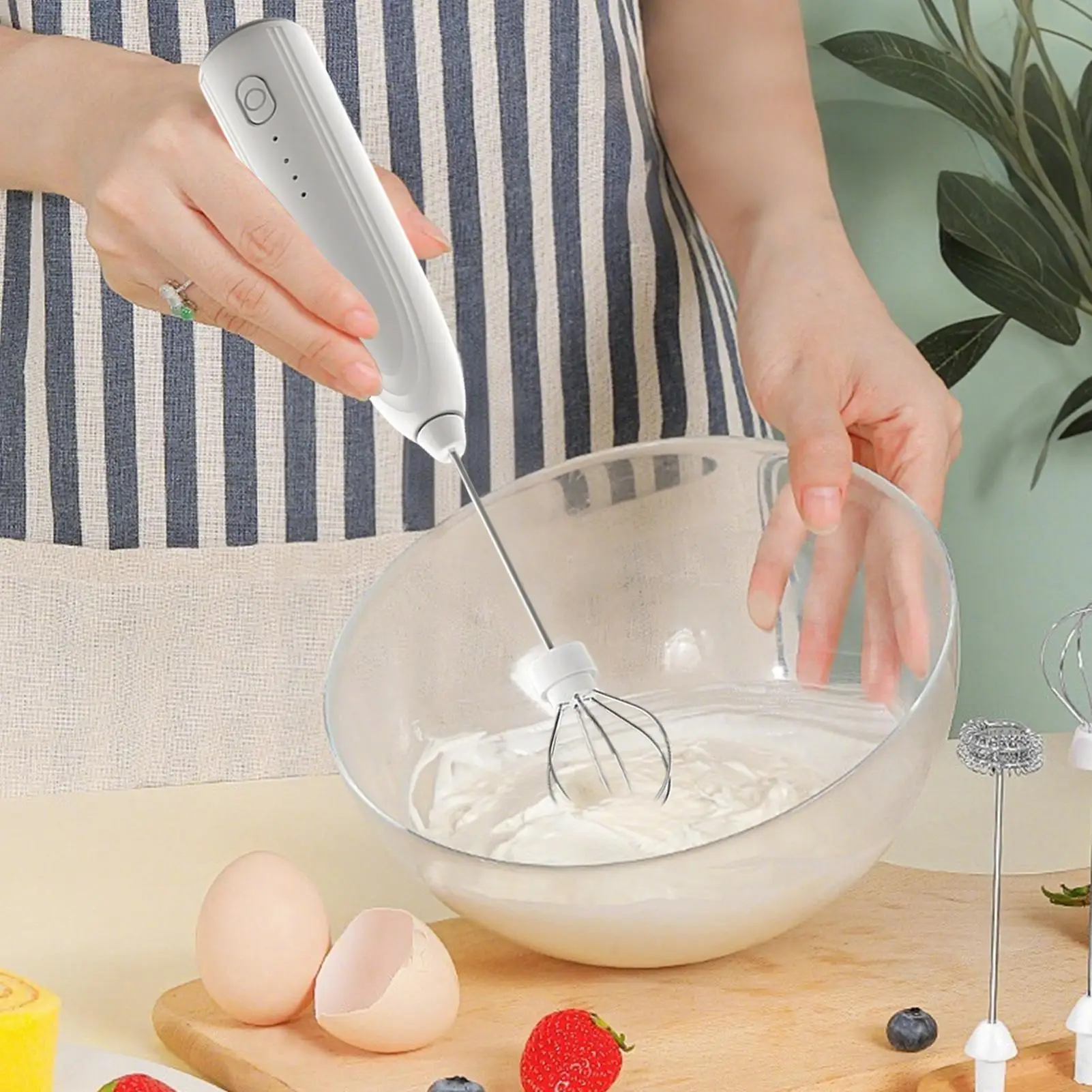 

Ручной вспениватель молока для латте, небольшой вспениватель горячего шоколада с 3 регулируемыми скоростями для протеинового молока, горячего шоколада матча