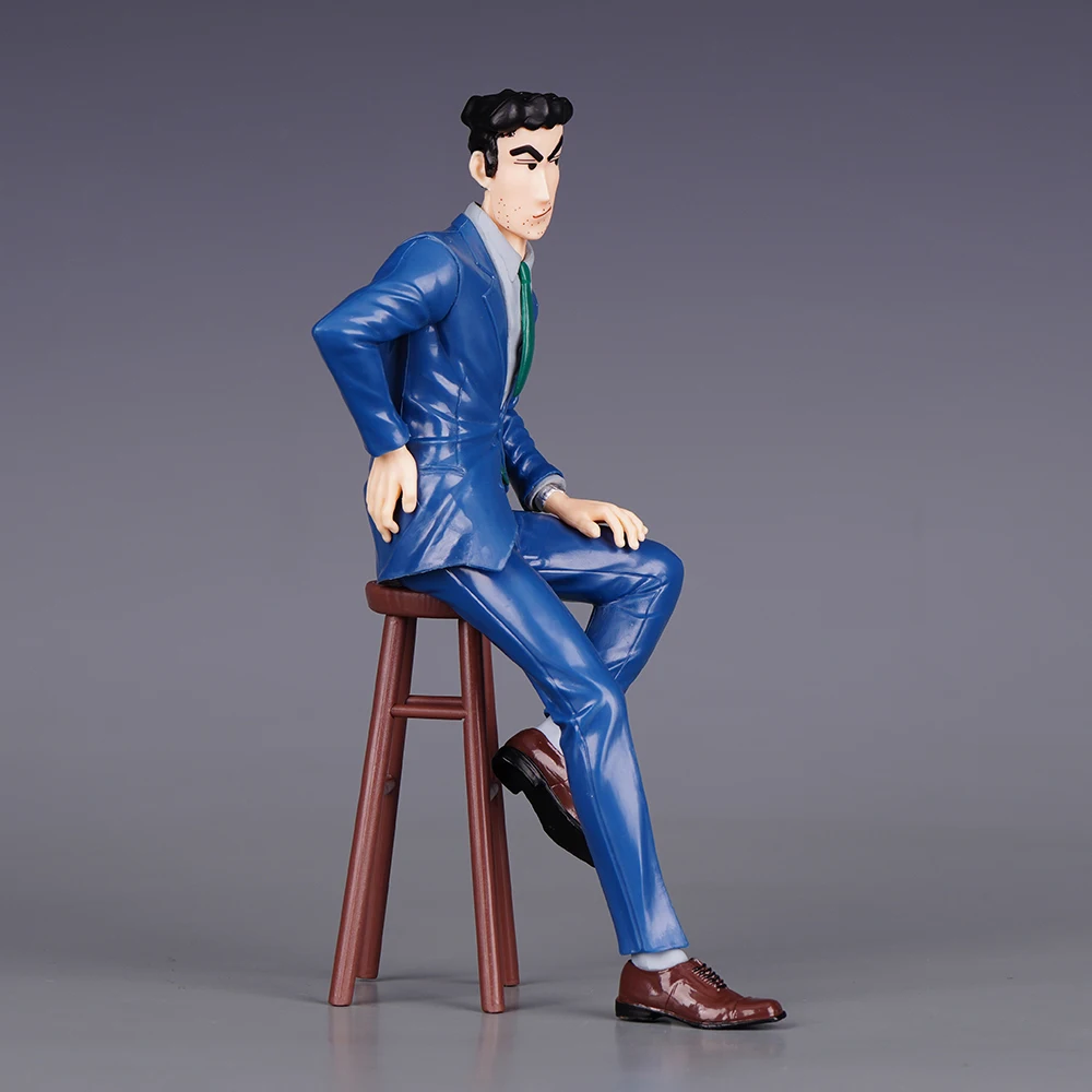18,5 cm Crayon Shin-Chan Anime Hiroshi Amanohara Anzug Action Figur Spielzeug Sammlung Modell Für Kinder Weihnachten Geschenk