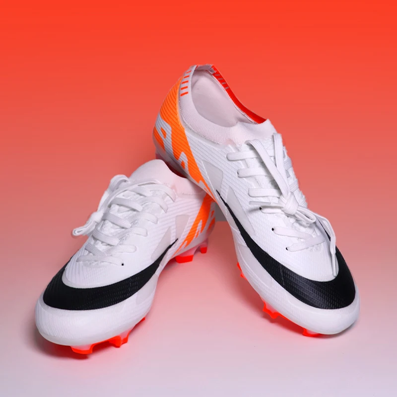 

198C Mens Football Boots Boys Training Studded Fast Soccer Cleats Outdoor Flexible Non-Slip Football Shoes 35-45