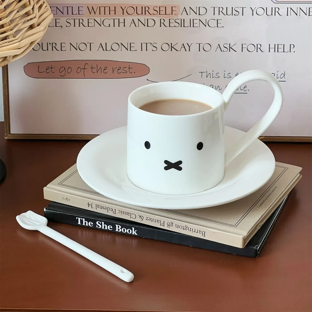 만화 미피 세라믹 커피 컵 귀여운 토끼 가정용 음료 컵 아침 우유 컵 고급스럽고 정교한 창의적 디자인