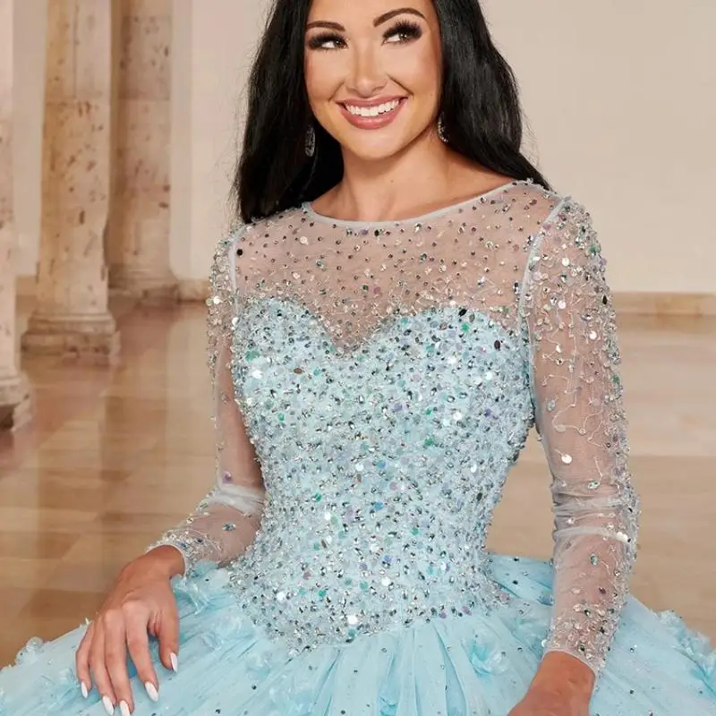 Mint Quinceañeras Met Lange Mouwen Kleedt Kristallen Kralen Sweet 16 Bloem 2024 فساتين Vestidos De 15 Doorschijnende Nek Años