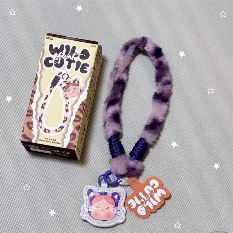 

Подлинная серия Popmart Crybaby, подвеска для телефона, слепая коробка, модная игрушка, милый брелок, украшение для дома, подарок на день рождения, коробка-сюрприз