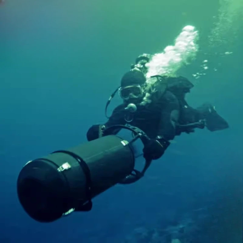 Underwater Navigation Search and Roving Geoduck Night Diving PADI Specialty