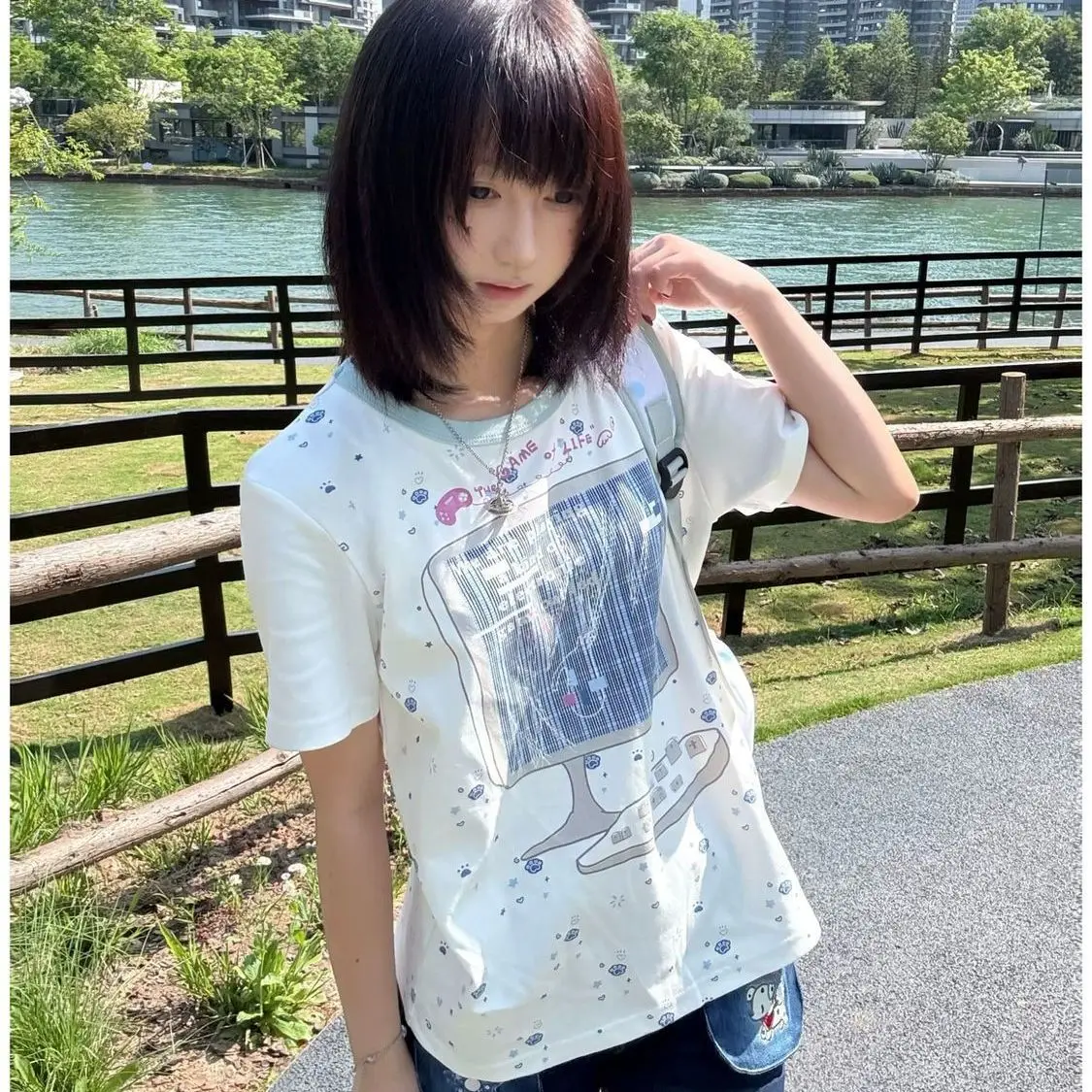 

Onalippa Japanese 2026 Electronic Girl Printed Short Sleeved T-shirt Summer New Cute Shoulder Soft Girl Home Versatile Top
