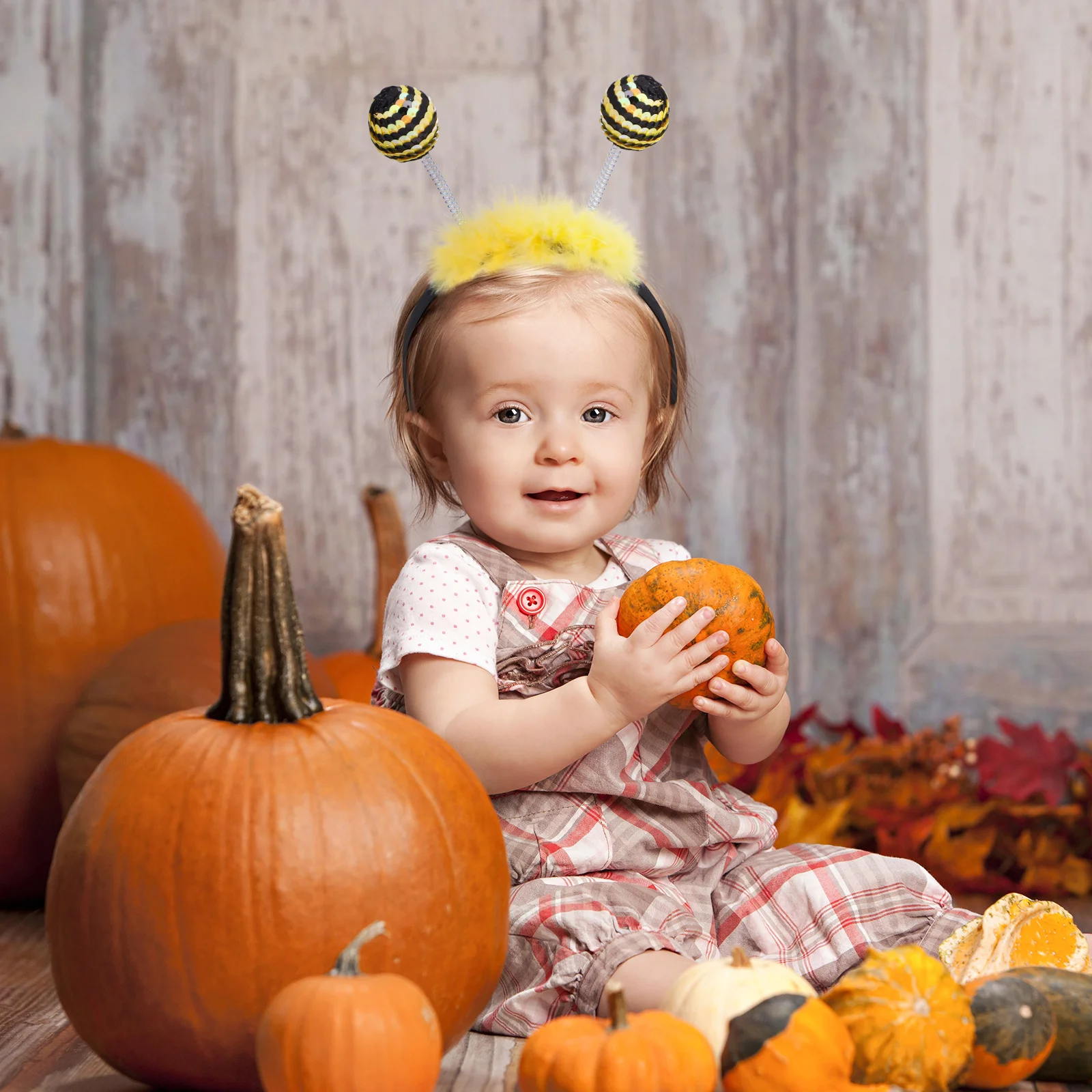

Cosplay Headdress with Spring Antenna and Bee Ball Hair Hoop for Kids Festival Party Photo Props Accessory