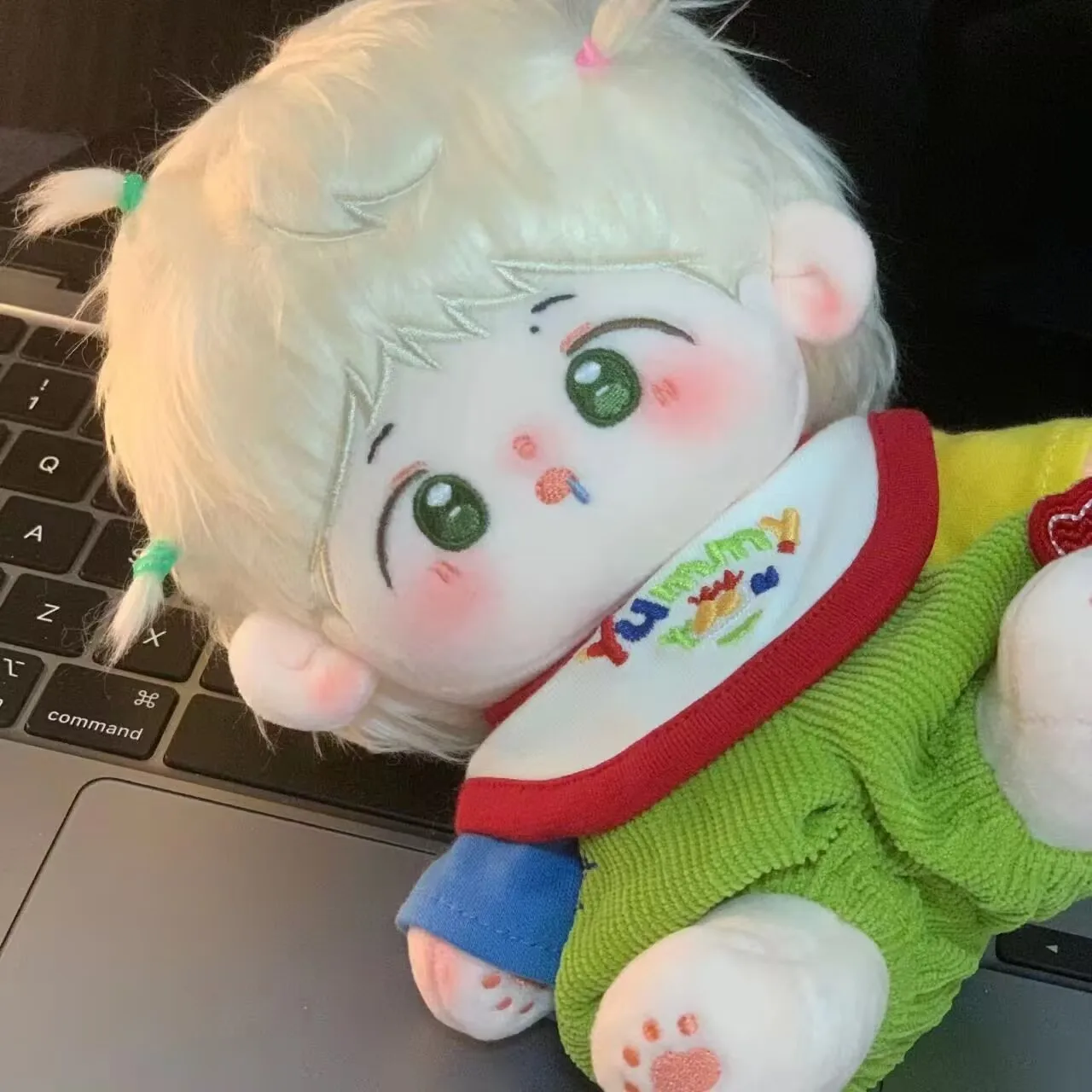 Wang Yibo, a 40CM cotton doll with detachable ears, is a naked doll without clothes The attributes of the white peony