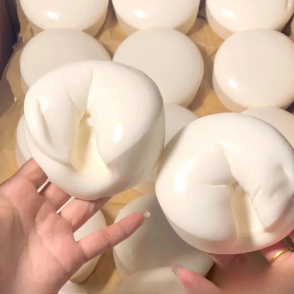 Taba Squishy Joghurt-Kuchen-Brot Quetschspielzeug Weiches Stressabbau-Spielzeug Langsam Aufsteigendes Sensorisches Fidget-Spielzeug für Erwachsene Entspannende Geschenke