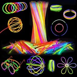 100PCS Glow Sticks 108PCS connettori per occhiali Glow in Dark Light Sticks per Glow Sticks Bulk Glow Halloween Party Favor