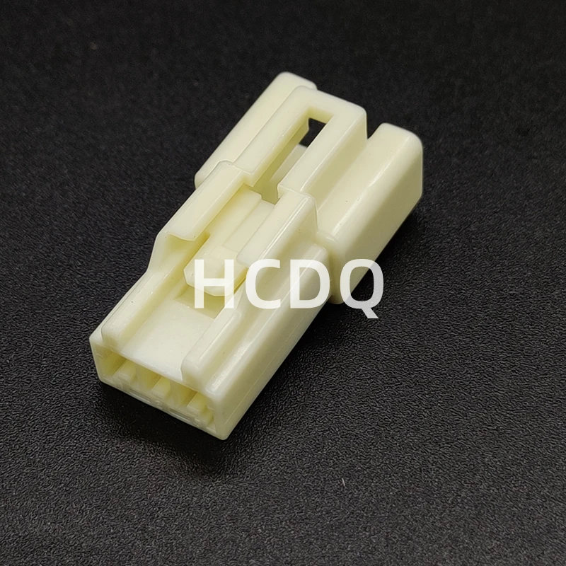 10 PCS Original and genuine 7282-1030 automobile connector plug housing supplied from stock