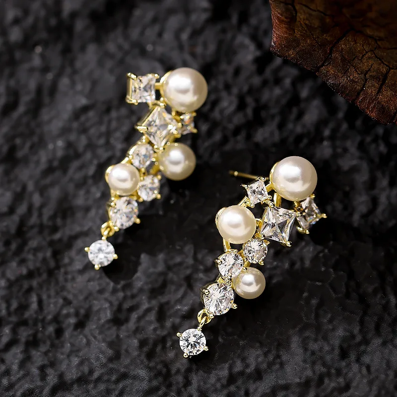 Super fashionable and exquisite Internet celebrity style full diamond zircon long pearl tassel earrings high-end luxury earrings 5