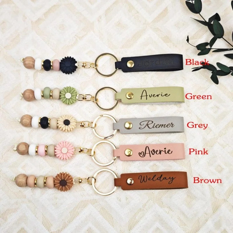 Personalised Daisy Beaded Keyring Gift