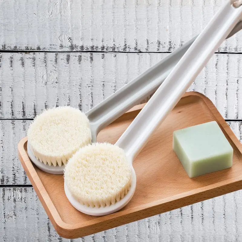 

Premium Quality Soft Bristle Bath Brush with Long Handle - Ideal for Gentle Scrubbing - Imported from Japan - Experience the Ul