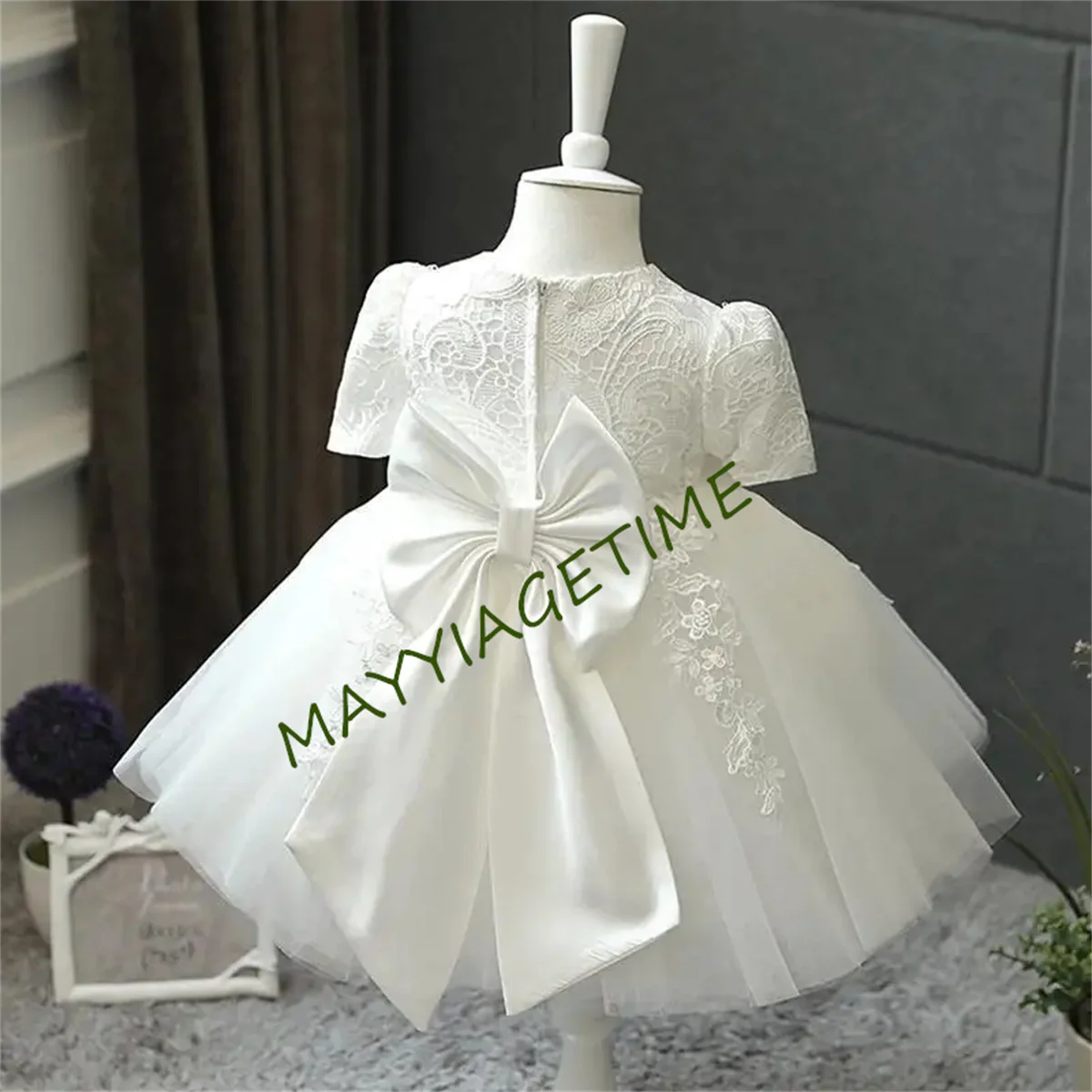 Kids Lace White Flower Girl Dress Birthday Embroidered Long Sleeves Retro Ball Gown Knee Length Princess Dress Short Long Sleeve