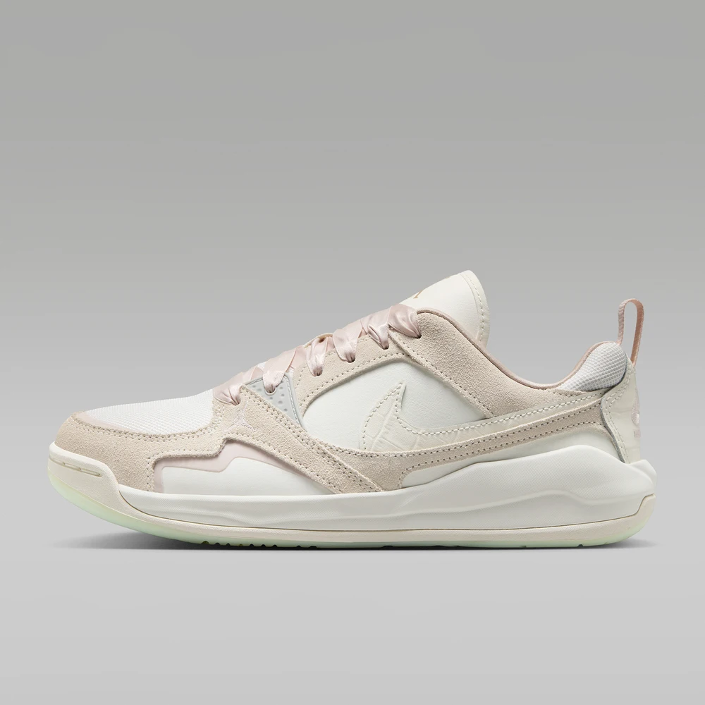 

Nike 2025 Women's WMNS JORDAN CMFT ERA Jordan Basketball Shoes IH7325-101