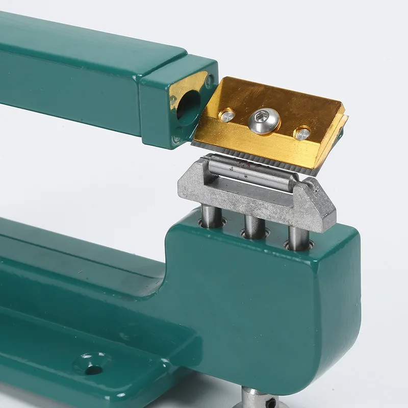 1. 807 Handmade Leather Skiver, Portable Leather Peeling & Splitting Machine for Leather Thinning Processing