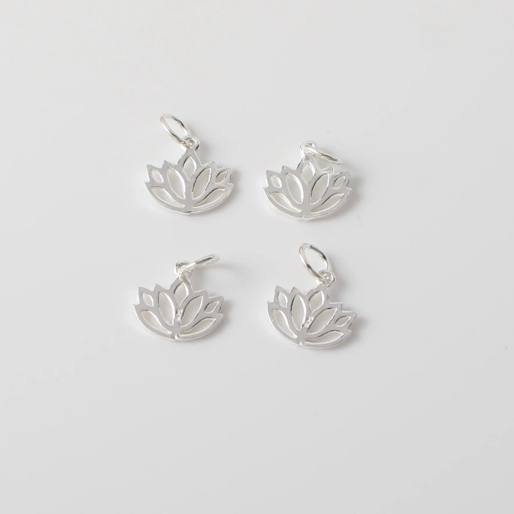 100% Solid 925 Sterling Silver Accessories Lotus Flowers Charms Pendant  Fit DIY Bracelet Pendant Necklace Fine Jewelry